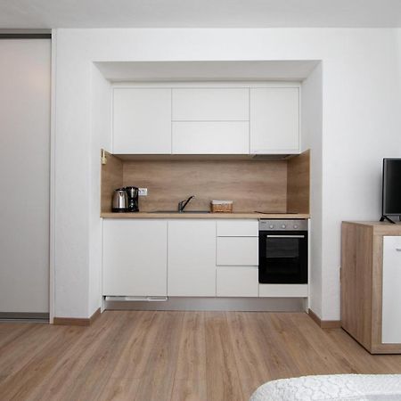 Apartments Villa Mili Брела Екстер'єр фото