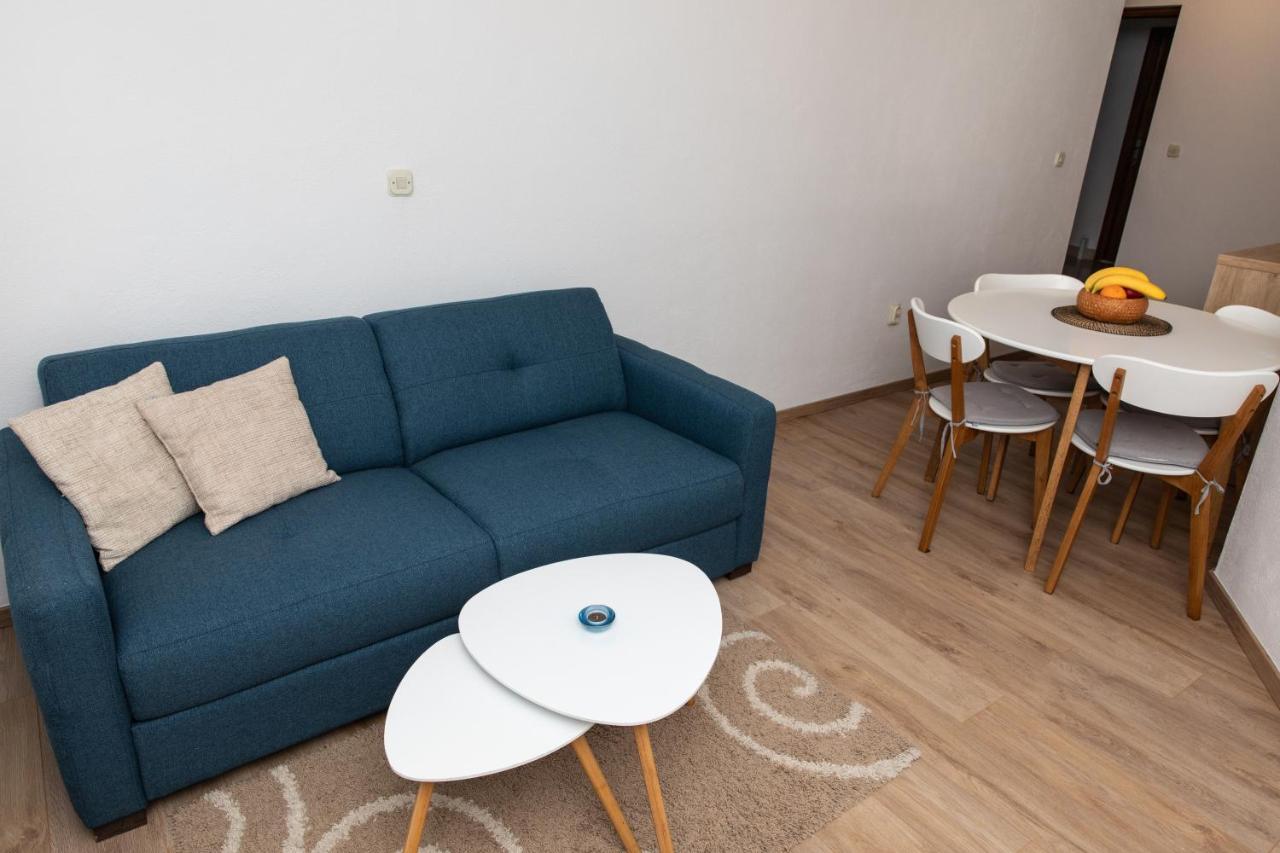 Apartments Villa Mili Брела Екстер'єр фото