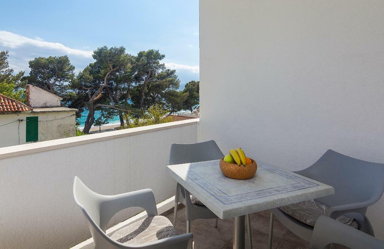Apartments Villa Mili Брела Екстер'єр фото